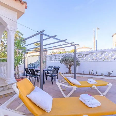 Apart-rent Casa Requesens 0007 Villa *