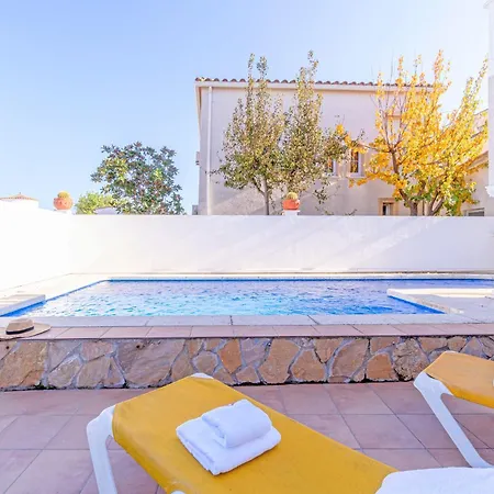 Villa Apart-rent Casa Requesens 0007